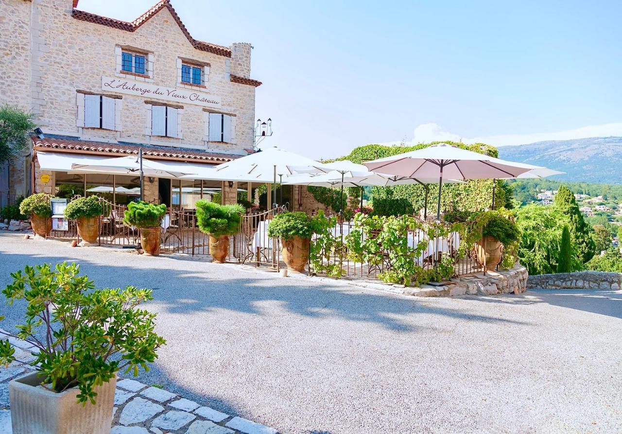 Du Vieux Chateau Hotel 3*